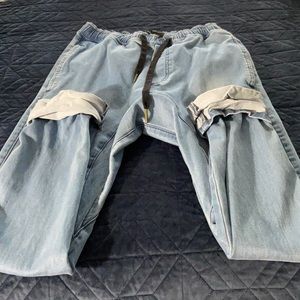 Men’s straight leg roll up jeans